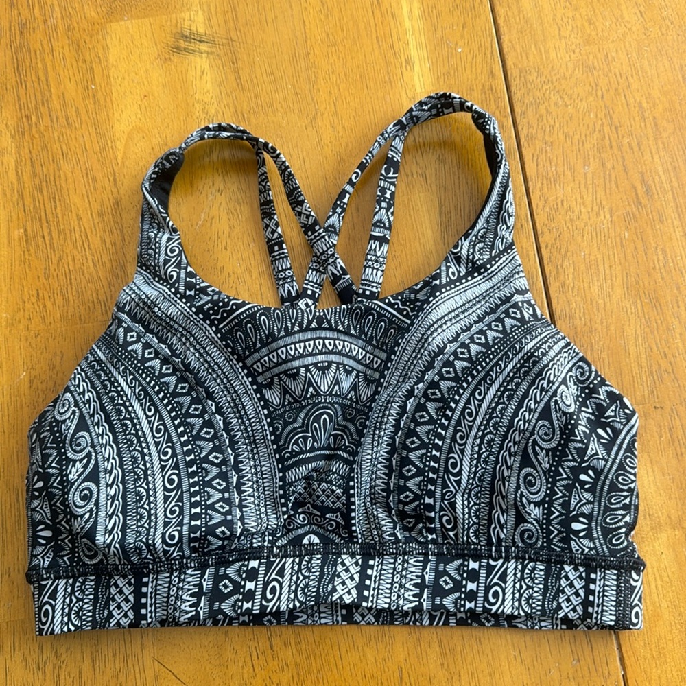 lululemon athletica Black and White Printed Strappy Sports Bra